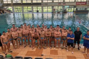 Baiminamasi muštynių su krauju: baseine turi susikirsti Rusijos ir Ukrainos vandensvydininkai