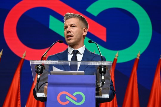 P. Magyaras išsprendė P. Szijjarto dingimo detektyvą: atvyko naikinti svarbių dokumentų