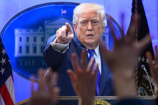 Teisėjas atmetė D. Trumpo ieškinį dėl šmeižto prieš „The Wall Street Journal“