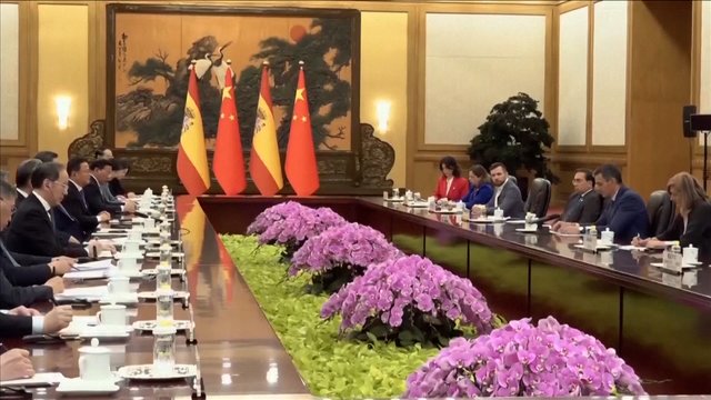 Ispanija siekia stiprinti ryšius su Kinija: Xi Jinpingas pabrėžė stovėjimą „teisingoje istorijos pusėje“