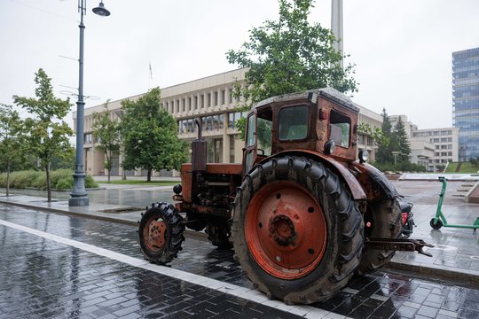 Jaunieji ūkininkai prisidirbo – teisėsauga atliko 50 kratų, 26 asmenys patraukti baudžiamojon atsakomybėn