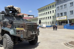 Kruvinos šaudynės Turkijos mokykloje: sužeista 16 žmonių, šaulys nusižudė