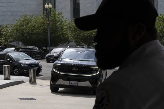 Karas Irane. Iš D. Trumpo – užuominos apie naujas derybas