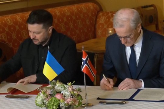 Norvegija ir Ukraina stiprina bendradarbiavimą gynyboje: rems dronų gamybą mainais į informaciją
