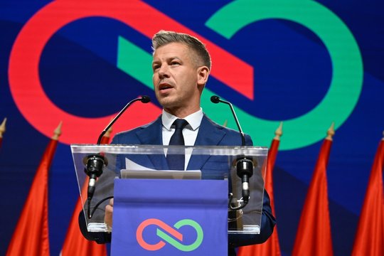 Aiški P. Magyaro žinutė Vengrijos prezidentui: ragina trauktis iš pareigų