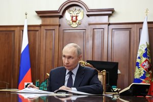 V. Putinas sunerimęs dėl lėtėjančios Rusijos ekonomikos