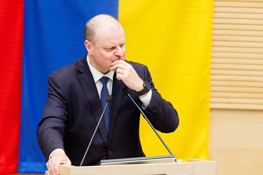 Į Seimą kreipęsis S. Skvernelis graudinosi: „Noriu padėkoti tiems, kurie palaikė“