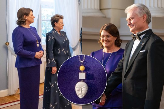 Iškilmingoje valstybinėje vakarienėje akį traukė D. Nausėdienės papuošalas: jo kaina nustebins