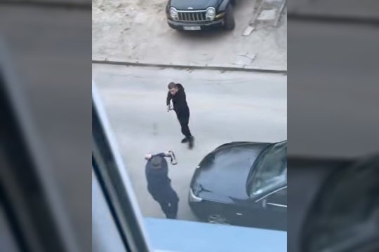 Alytiškiai pakraupę: Vingio gatvėje siautėjo ginkluotas vyras, jo tapatybė jau žinoma