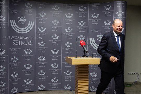 S. Skvernelio atsisveikinimas: esu tikras, kad ir savo ligą, ir šitą bėdą gavau per politiką