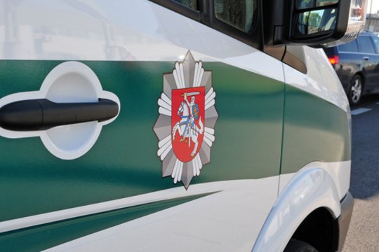 Alytaus policijos pareigūnai ieško vaikino – pasitelkė dronus ir kinologus su šunimis