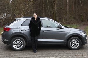 Prie vairo tėčio pasodinta operos solistė neslepia: „Kartkartėmis gaunu baudų“