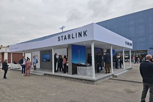 „Reuters“: JAV jūrinių dronų bandymus apsunkino stringantis „Starlink“ ryšys