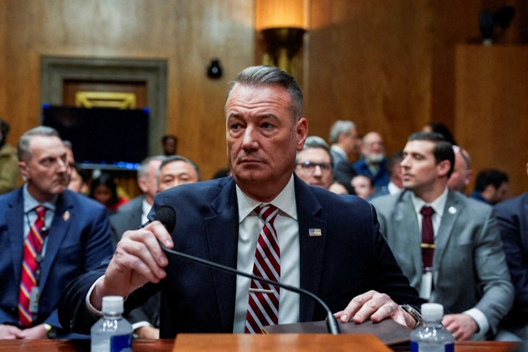 Atsistatydina JAV imigracijos tarnybos vadovas: ICE dirbo 20 metų