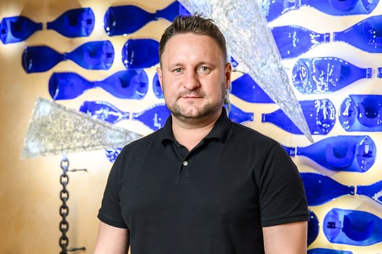 20 metų scenoje minintis Andrius Rimiškis: „Kai paskambino iš „Kelias į žvaigždes“, galvojau, kad meluoja“