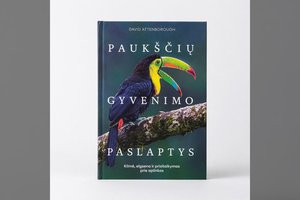 Minint 100-ąjį Davido Attenborough’o gimtadienį Lietuvoje pasirodo jo knyga apie paukščius