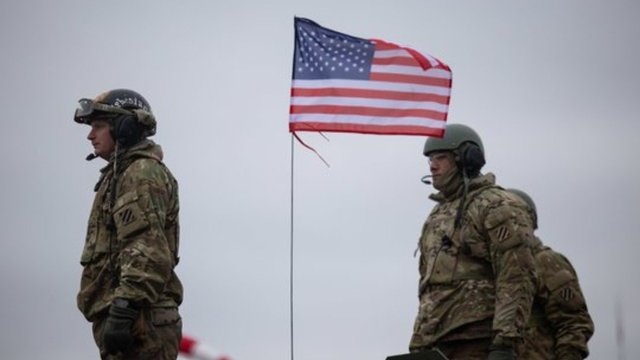 Ką JAV ginkluotės vėlavimas sako Baltijos šalims: to buvo galima tikėtis