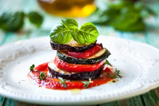 Daržovių tortas be tešlos: pagaminsite be vargo, skonis kaip restorane