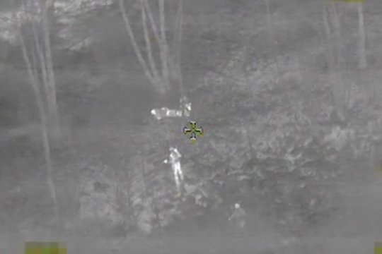 VSAT sulaikė neteisėtai sieną kirtusią migrantų grupę: vienuolika asmenų grąžinti į Baltarusiją