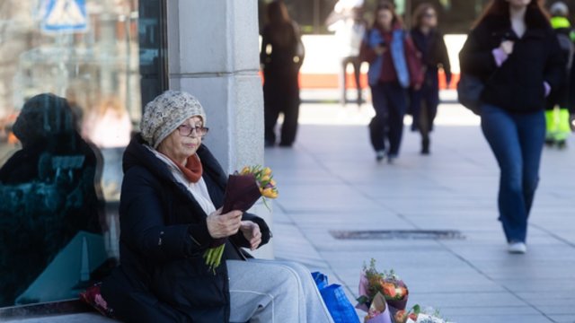 Sinoptikai skelbia: kitos savaitės pradžioje išliks sausa, tačiau naktimis dar kandžiosis šalnos