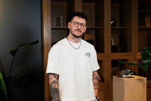 „8 kambarys“ narys D. Alejūnas – apie žaibišką šlovę instagrame, grasinimus ir pinigus: „Esu darboholikas“