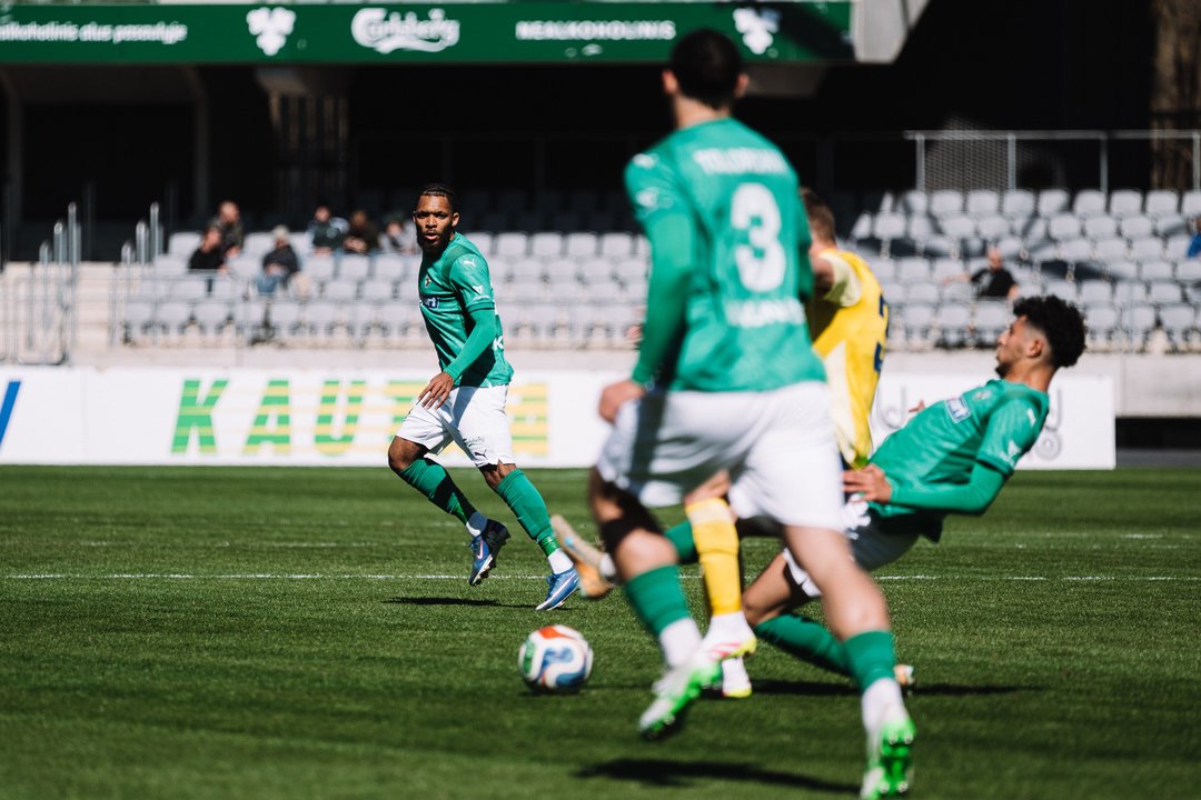 Lietuvos švieslentė: pirmoji futbolo čempionų nesėkmė, iššūkis „Kibirkščiai“ ir žaibiškas NKL pusfinalis