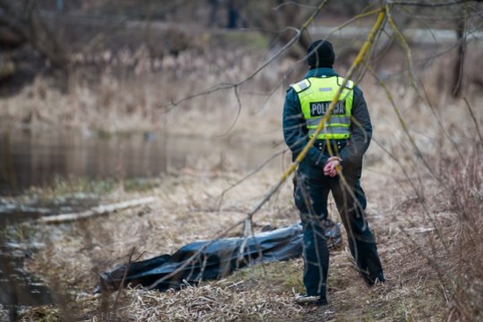 Utenos rajone tvenkinyje rastas moters kūnas