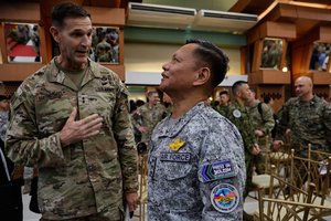 Filipinai ir JAV pradėjo dideles bendras karines pratybas