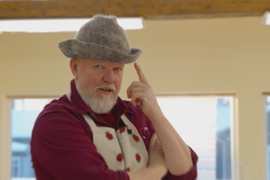 V. Radzevičius sulaukė neeilinės gimtadienio staigmenos: „Va taip aš įsivaizduoju pensiją“