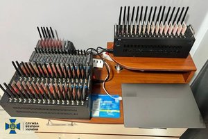 Žytomyre aptikta botų ferma, tiekusi netikras paskyras Rusijos specialiosioms tarnyboms