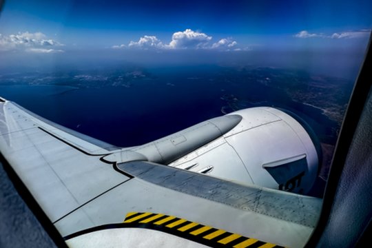 Skrydžiai į užsienį gali tapti neįperkami – užsimena apie ribojimus ir planą B: „Tai irgi neatmestina“