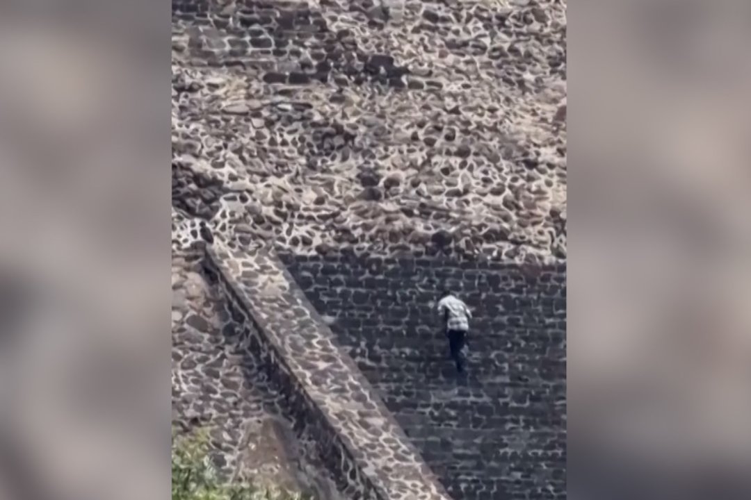 Užfiksuotas makabriškas išpuolis prie Meksikos Teotihuakano piramidžių: žuvo kanadietė, sužeisti mažiausiai 6 turistai