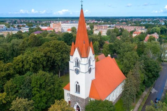 Likimas buvo žiaurus: per karą sudegė dauguma R. Pfeifferio kūrinių, bet išliko įspūdinga freska Šilutėje