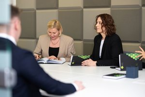 Kaip gauti būsto paskolą dirbant užsienyje: viskas, ką reikia žinoti