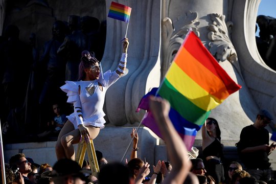 ES teismas: Vengrijoje priimtas prieš LGBTQ nukreiptas įstatymas pažeidžia bloko taisykles