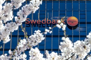 Švedijos aukščiausiasis teismas išteisino buvusią „Swedbank“ vadovę dėl „sukčiavimo“