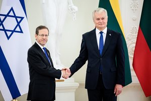 G. Nausėda pasveikino 78-ąsias nepriklausomybės metines minintį Izraelį