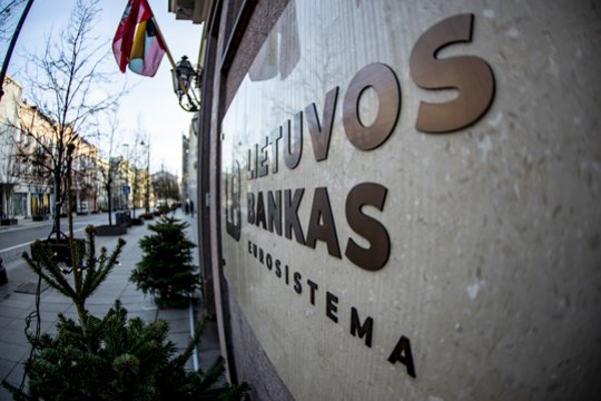 Lietuvos bankas stabdo mokėjimo įstaigos „AlphaPay“ veiklą