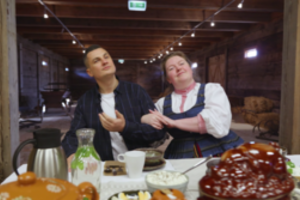 Laidų vedėjas E. Vaškelevičius Telšiuose išbandė sūrio gaudymą: „To dar nebuvau patyręs!“