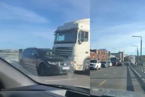 Kantrybės išbandymas: po avarijos Kaune – milžiniškos spūstys