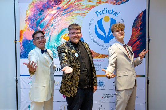 Festivalis „Perliukai“ atranda talentus: meilė muzikai nugali skausmą ir baimę 