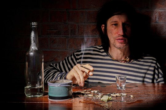 Ukrainos žvalgyba: karo metu visoje Rusijoje drastiškai išaugo alkoholizmas ir psichikos sutrikimai