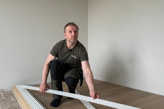 „Viskas pamatuota“. Garažo įrengimas ir egzotinė mediena terasoje