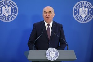 Rumunijoje gresia provakarietiškos vyriausybės žlugimas