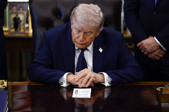 Indija kritikuoja „neskoningą“ D. Trumpo įrašą, nukreiptą prieš imigrantus