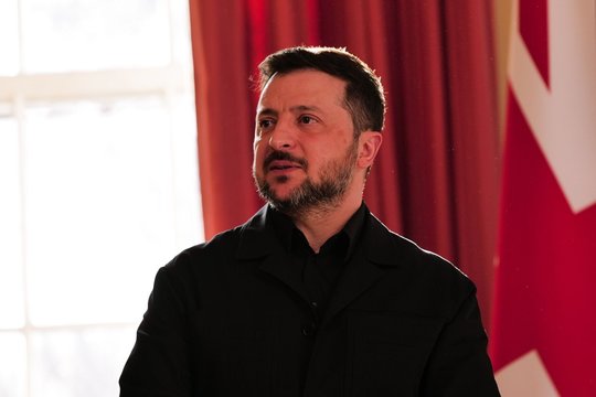 Karas Ukrainoje. Aiškėja žiauraus rusų išpuolio detalės: prabilo ir V. Zelenskis