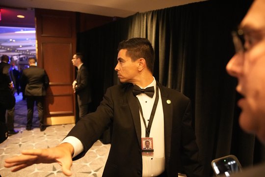 Baltųjų rūmų pokylyje – šūviai: evakuotas D. Trumpas kreipėsi į žmones, aiškėja naujos detalės apie šaulį