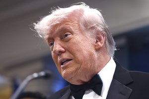 Derybos įstrigo aklavietėje: vilčių dėl taikos – vis mažiau