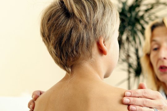 Nukenčia mažiausieji: mokyklose trūksta pagalbos lėtinėmis ligomis sergantiems vaikams