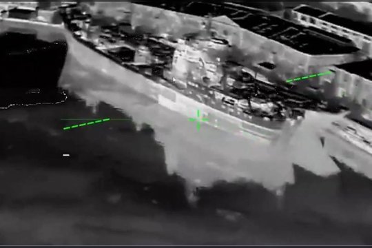 Karas Ukrainoje. Kryme – galinga Ukrainos dronų ataka: pataikė į 3 karo laivus ir naikintuvą